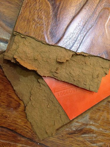 请问这个是强化木地板么,请专业的朋友帮我看看,万分感谢!