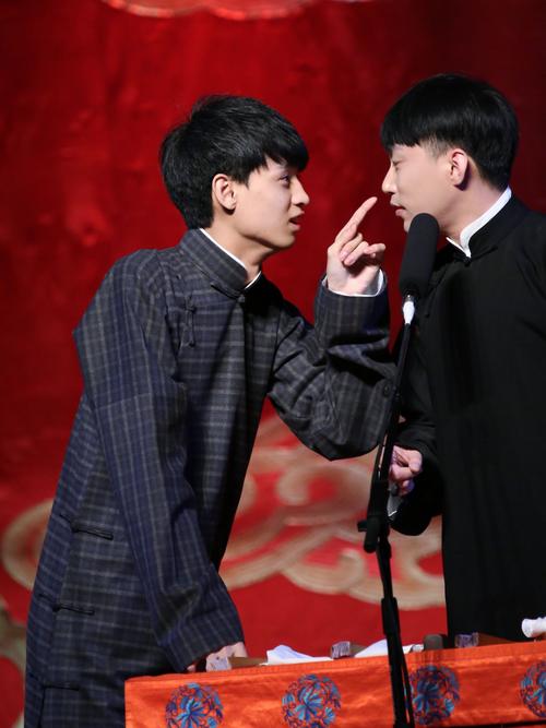 原创秦霄贤何九华合作,获孟鹤堂周九良孙九香力挺,粉丝battle很饭圈