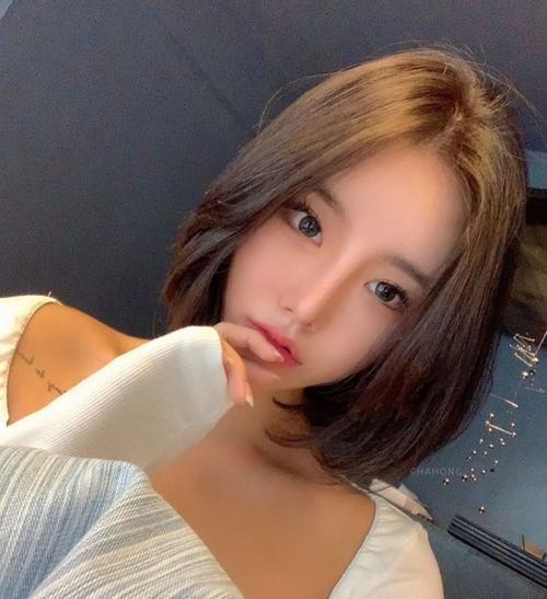 简单精致,主要是瘦脸关注《发型图片库》,天天分享好发型韩式波波头