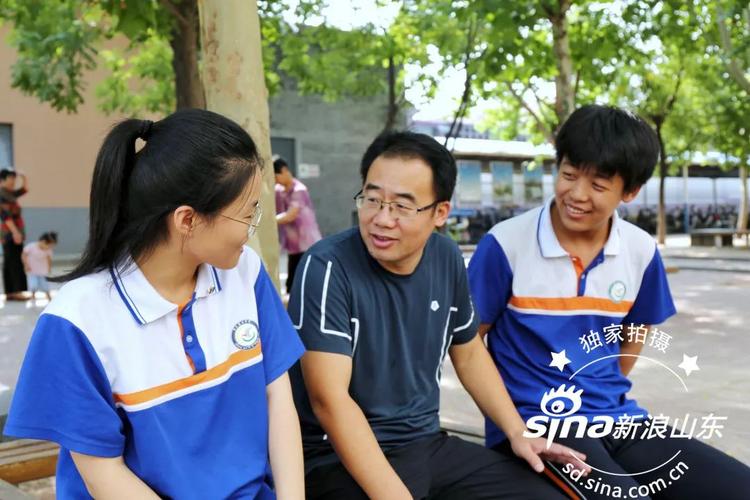 【章丘教育人物】走进章丘区第七中学李越:甘为人梯 痴心不改