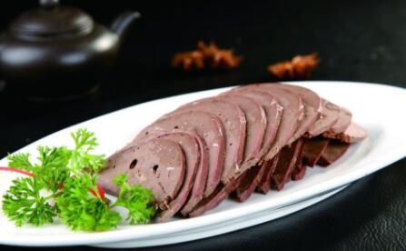 新鲜猪肝怎么切片这么切片厚薄适中好吃到爆