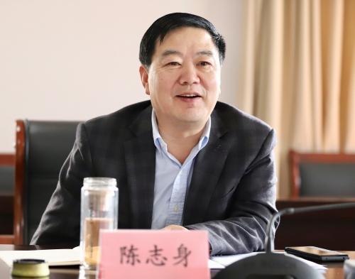 国家税务总局金华市税务局 图片新闻 4月16日,市人大常委会副主任陈志