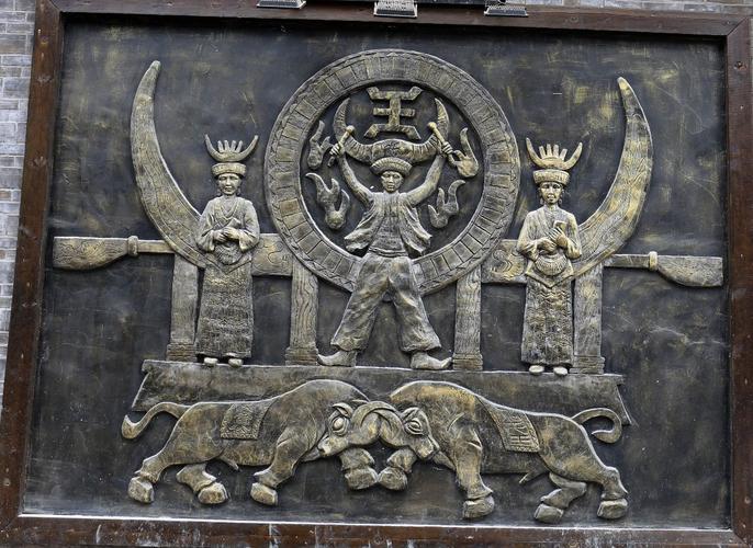 苗族人的信物图腾.