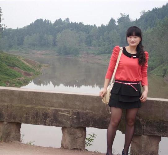 30岁未婚女征婚照片(id:58025039)_四川绵阳征婚交友