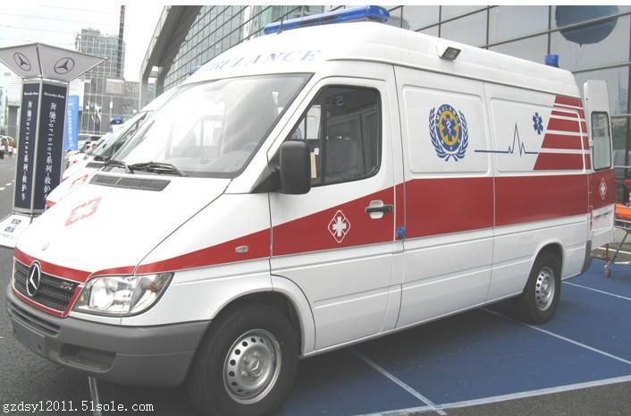 奔驰凌特sprinter314经典款监护型救护车