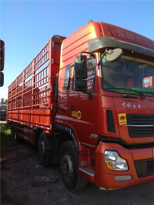 出售二手16年的解放j6前四后八高栏大货车办理分期付款业务