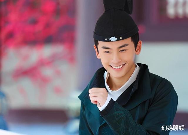 张哲瀚:19岁出道,曾被骗十几万,27岁凭借《芸汐传》走红