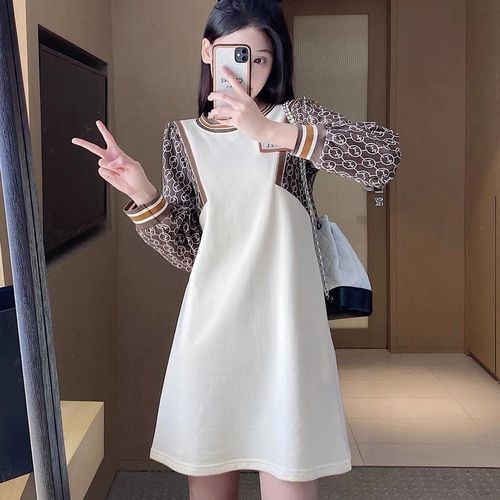 2021年爆款裙子,2021最流行连衣裙新款 秋装女新款洋气法式连衣裙女装秋季2021年新款爆款设计感小众裙子