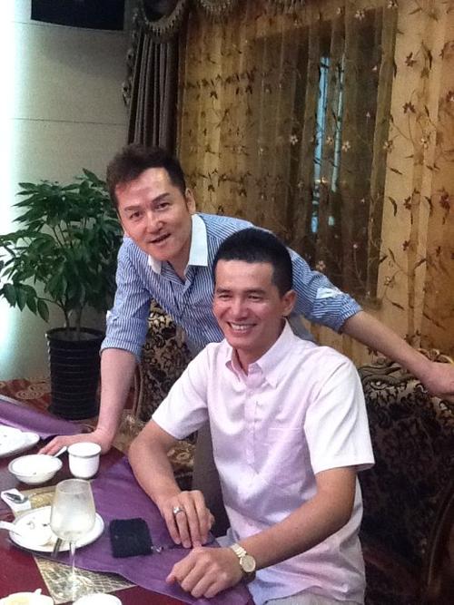 迎接刚刚归国的知识渊博智慧超群的伊斯兰教阿訇---马举阿訇