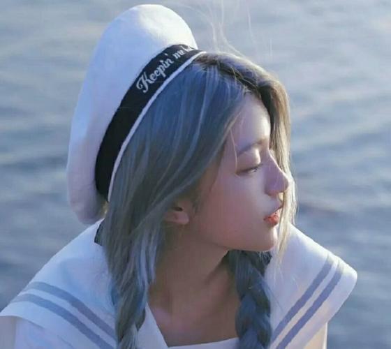 第642期|风格女头:0501蓝色系真人女生头像