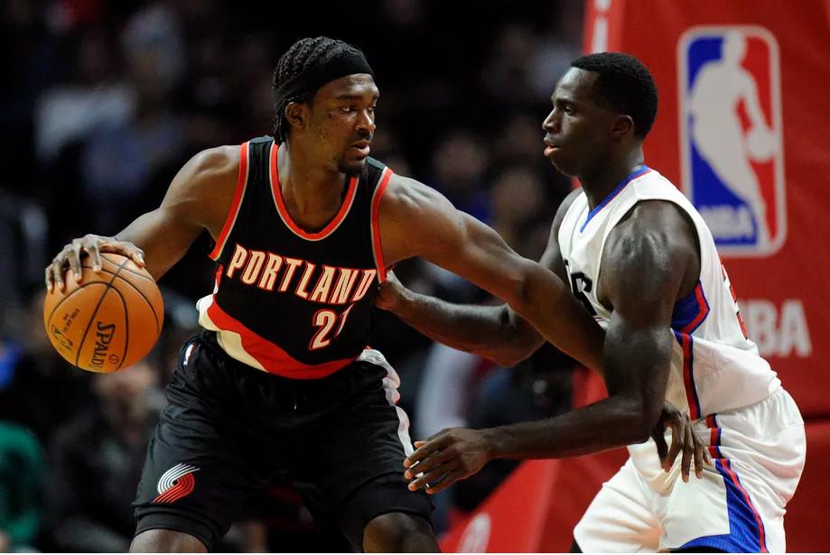 6.上海队:诺阿.冯莱(身高:208cm,位置:pf\c)5.山西队:乔纳森.