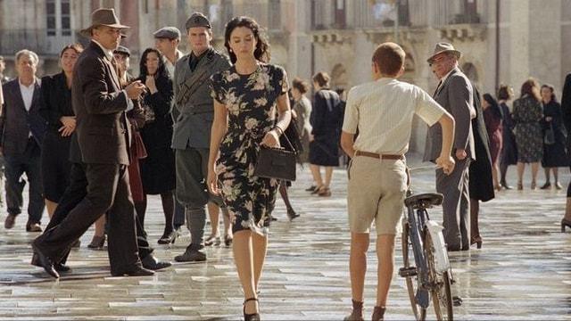 托纳多雷三部曲之一西西里的美丽传说幸福和仇恨需要对比