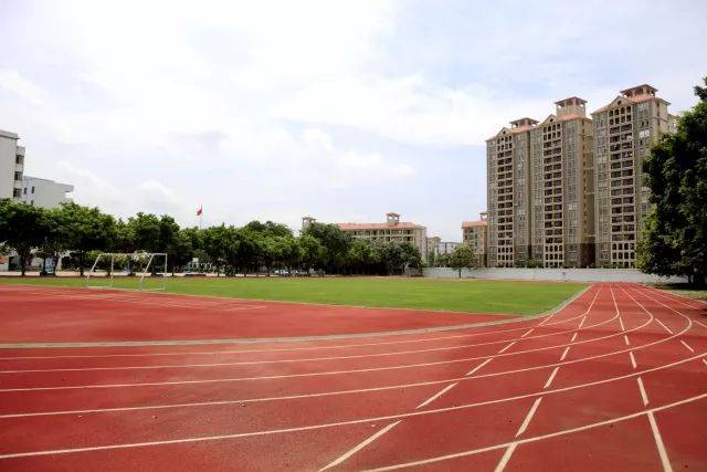 和顺二中2018-2019学年招聘教师启事