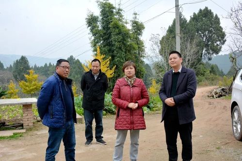 广元中学职工支部赴剑阁县武连镇开展扶贫慰问工作