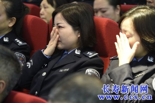 刘彦先进事迹宣讲团走进凤城监狱,感动很多人