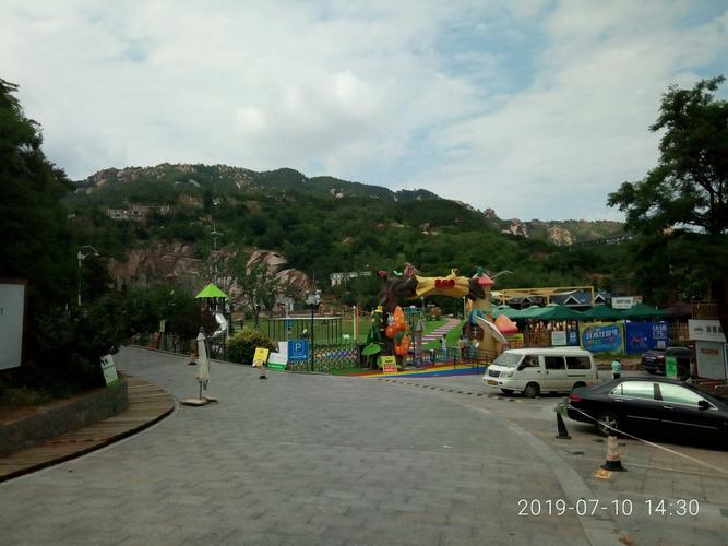 百果山公园内貌