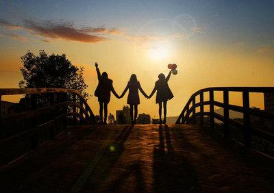 关于友情的句子图片深情不及久伴厚爱无需多言