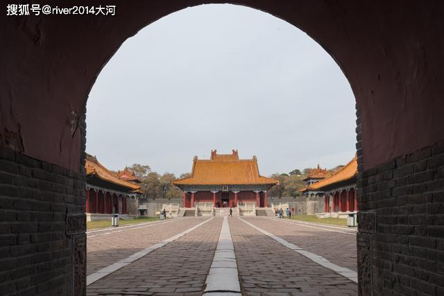 这是清太祖努尔哈赤的陵墓也就是皇陵的地宫所在地不像他的儿子皇太极