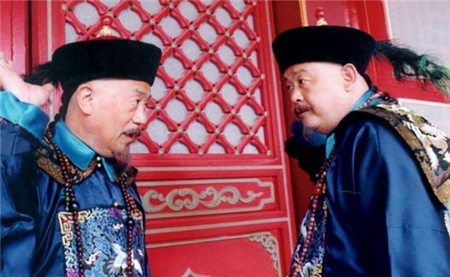 张廷玉晚年不断向乾隆索要封赏,被削爵位,多年后才知他真高明