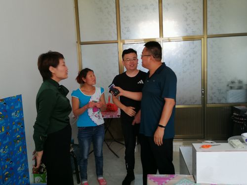县卫体局党组书记,局长李新霞深入帮扶村走访调研脱贫成效巩固提升