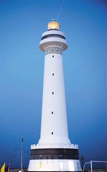 美轮美奂!中国南沙5大灯塔照片曝光(组图)