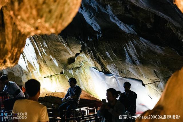 终于进到双龙洞里面了,两条龙你找到了吗