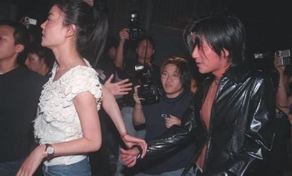 "谢霆锋王菲官宣:我们不会结婚.