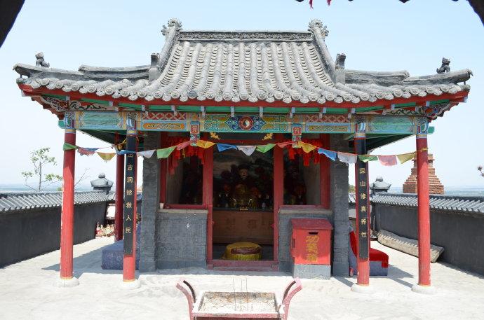 狐仙庙柱子上对联