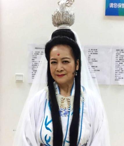 75岁观音菩萨左大玢近照面容慈祥端庄典雅这才是最美女神