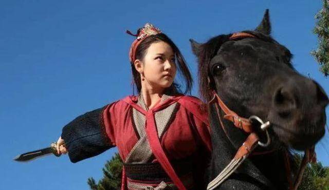 水浒中,王英既然打不过扈三娘,新婚当日是如何进得了洞房的?