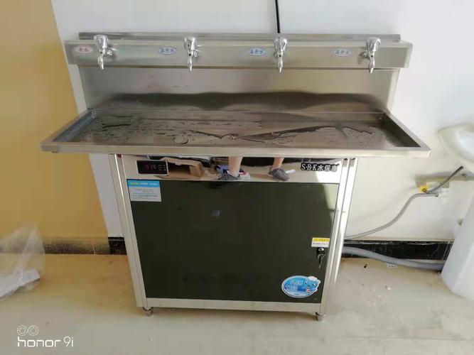不锈钢节能饮水机安装现场 - 玉林114商城-玉林本地最