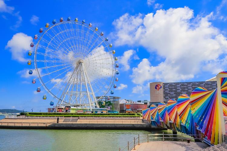 青岛琴岛之眼摩天轮彩虹桥