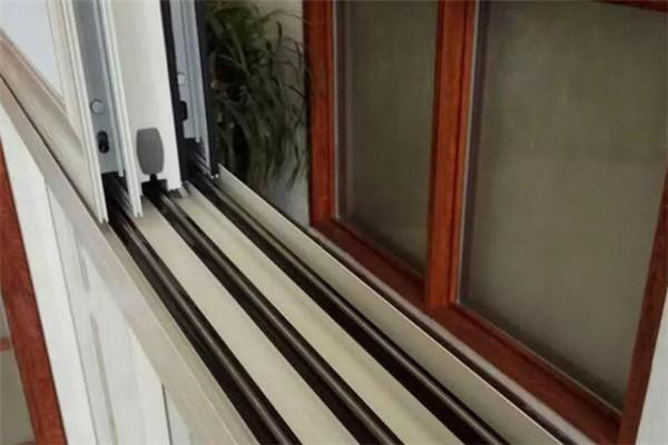 呼兰断桥推拉窗维护与保养