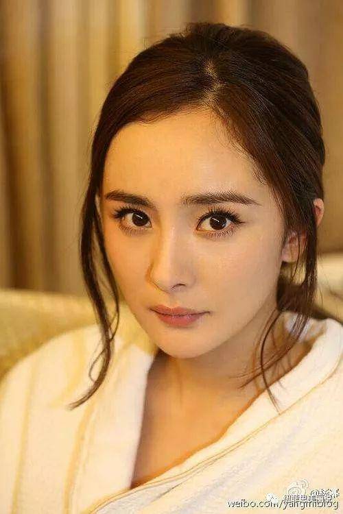 日本人怎么那么喜欢戴口罩?终于知道杨幂为什么一直捂着嘴自拍了!