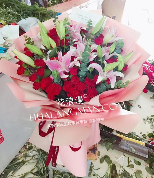 母亲生日送什么花送妈妈生日鲜花掌握这6个要点