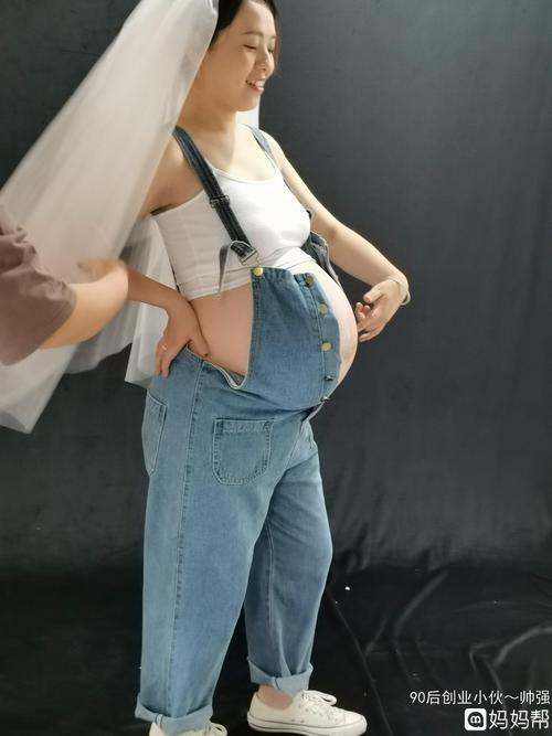 最美孕妇,双胞胎孕妇照分享一下给大家[求