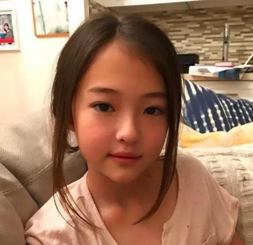 她就是艾拉(ella gross),年仅9岁,是一名身上流着"德国 韩国"血统的