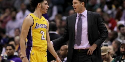 雷吉米勒怒喷球爹:闭上你的臭嘴 不然湖人交易朗佐鲍尔