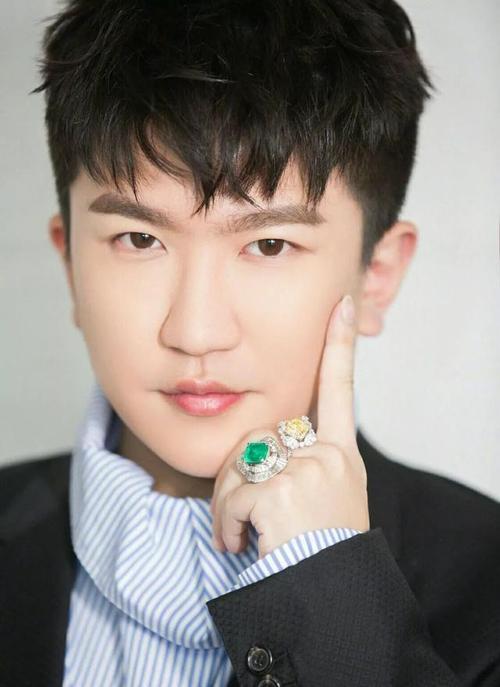 一问一答,张大大为人到底如何?哈妮克孜发展?