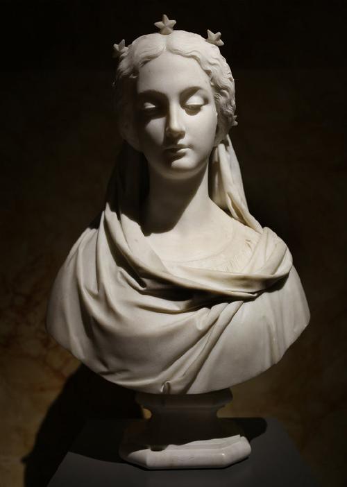 石膏像 .#猎图人_角色参考