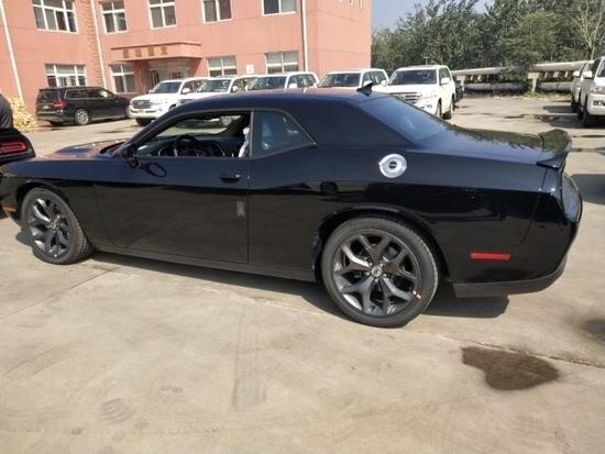 2022款道奇挑战者现车特价促销47万起