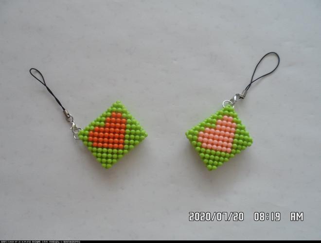 心形串珠详细图解法,心形串珠教程,心形空心水晶串珠图解,串珠小花朵