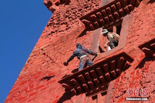 拉萨布达拉宫,罗布林卡免费开放两个月