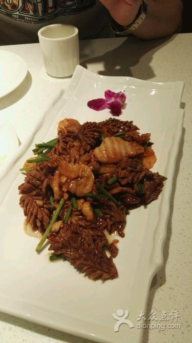 闫府私房菜(恒隆广场店)图片 - 第1张