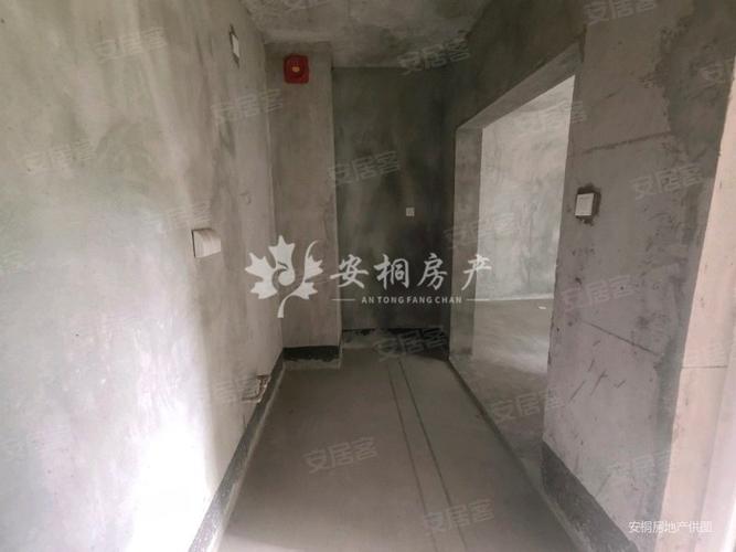公园一号套三双卫满二低税再送地下车位支持任何形式贷款