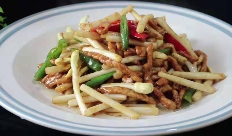 怀来乡亲有口福了-本地培育花生芽马上就上您家的餐桌