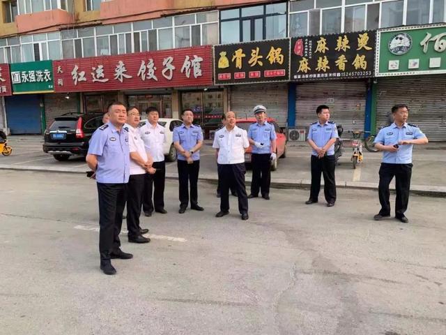 双城区政府副区长刘玉斌督导检查端午节道路交通安保工作