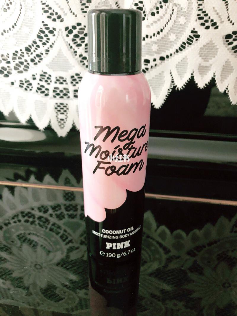 维多利亚秘密pink系列的mega moisture foam coconut oil身体滋润保湿