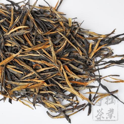 批发云南凤庆滇红茶 经典58原料 松针一芽一叶 理条直
