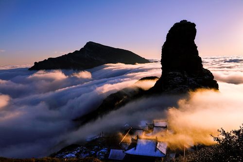 贵州铜仁梵净山云顶